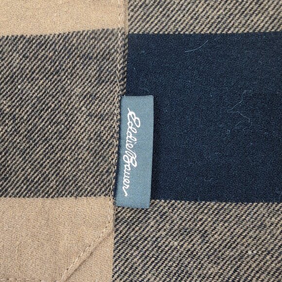 Eddie Bauer Men's Brown/Black Plaid Flannel Button Up Shirt Chest Pocket, Size M - Picture 4 of 7